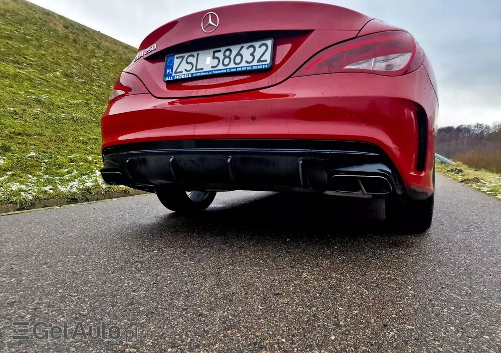 MERCEDES-BENZ CLA 250 4-Matic