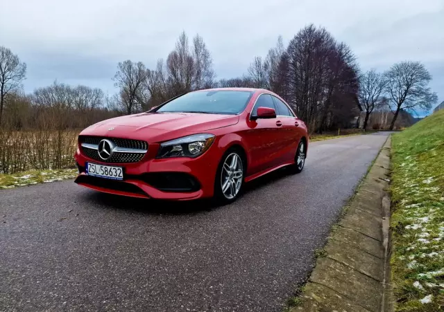 MERCEDES-BENZ CLA 250 4-Matic