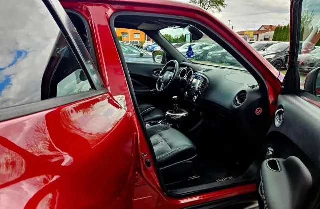 NISSAN Juke 