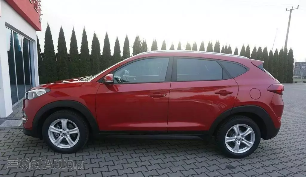HYUNDAI Tucson 