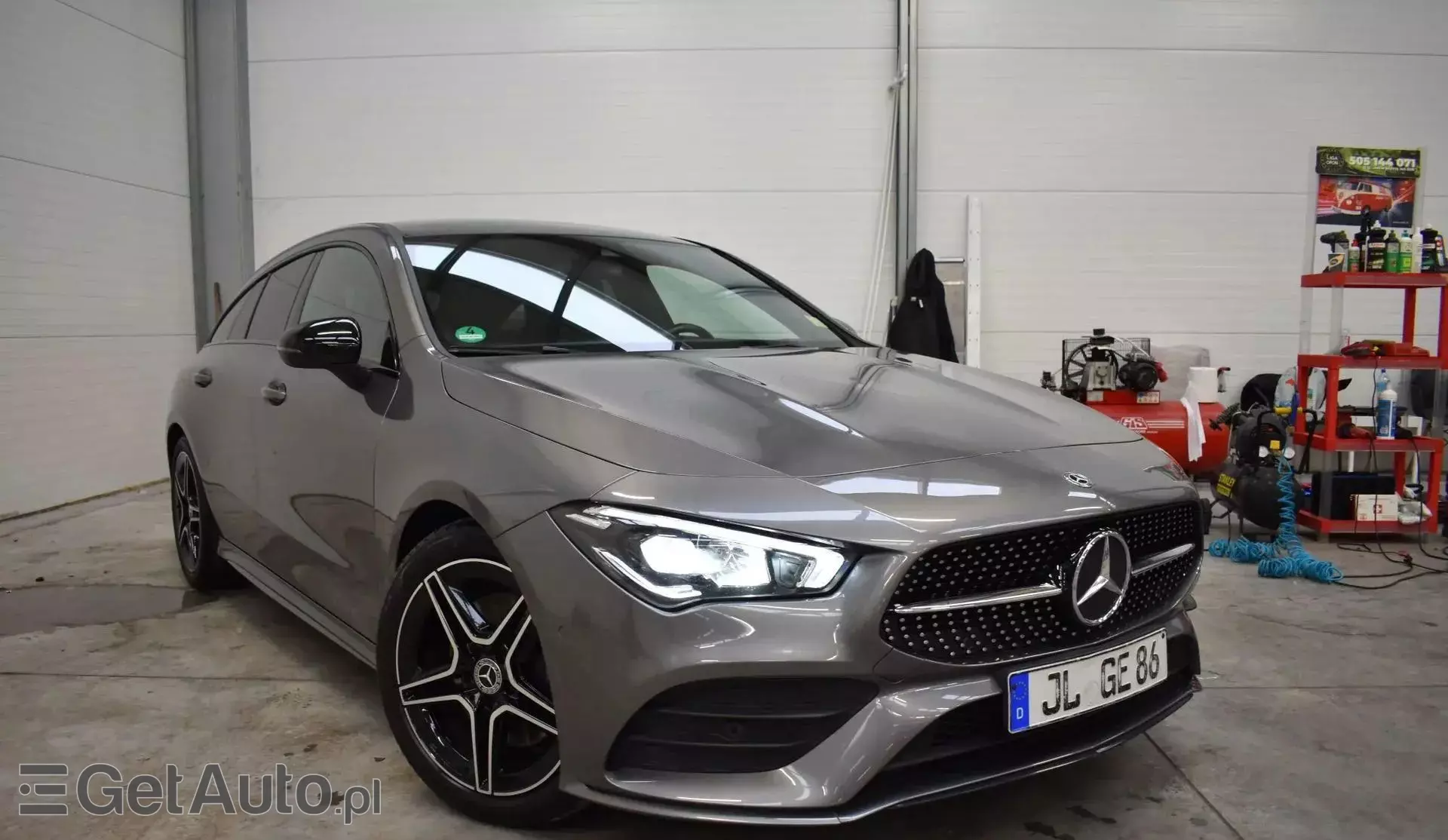 MERCEDES-BENZ CLA 200 Shooting Brake AMG Line
