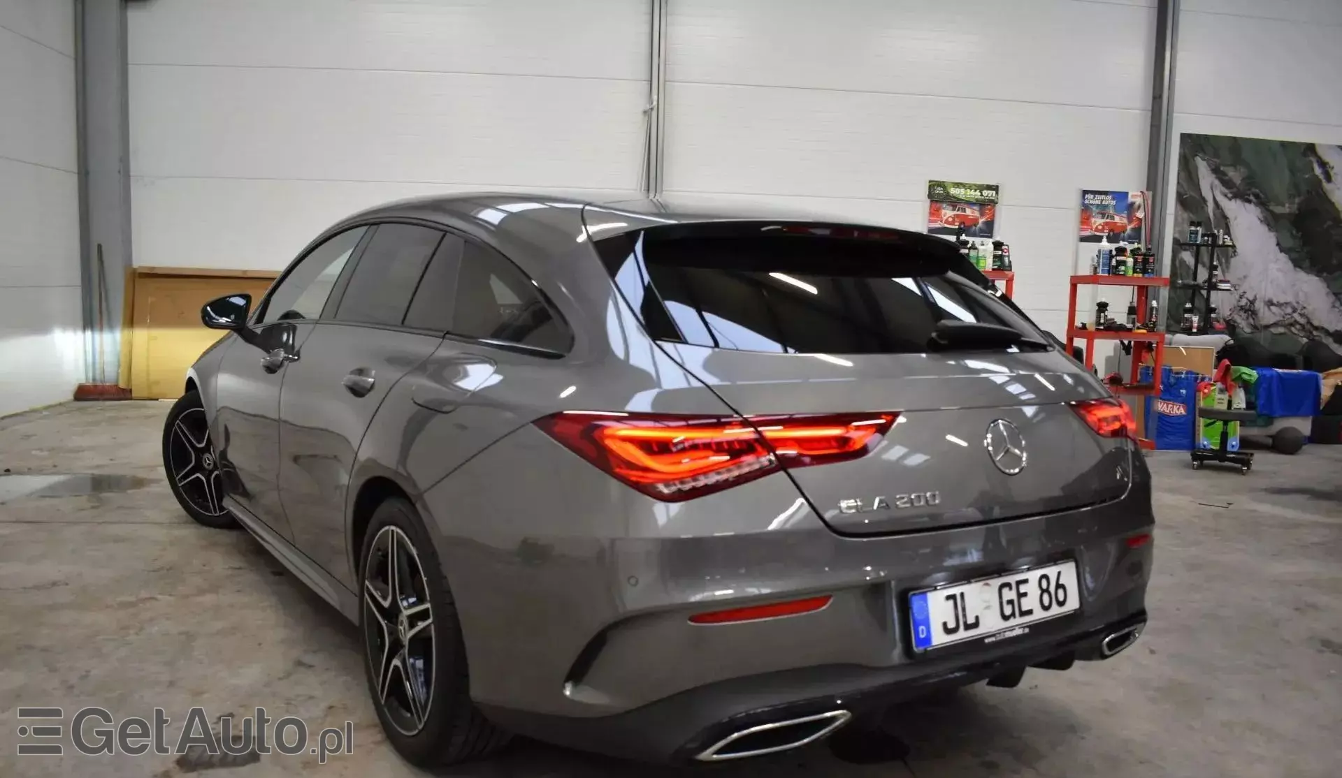 MERCEDES-BENZ CLA 200 Shooting Brake AMG Line