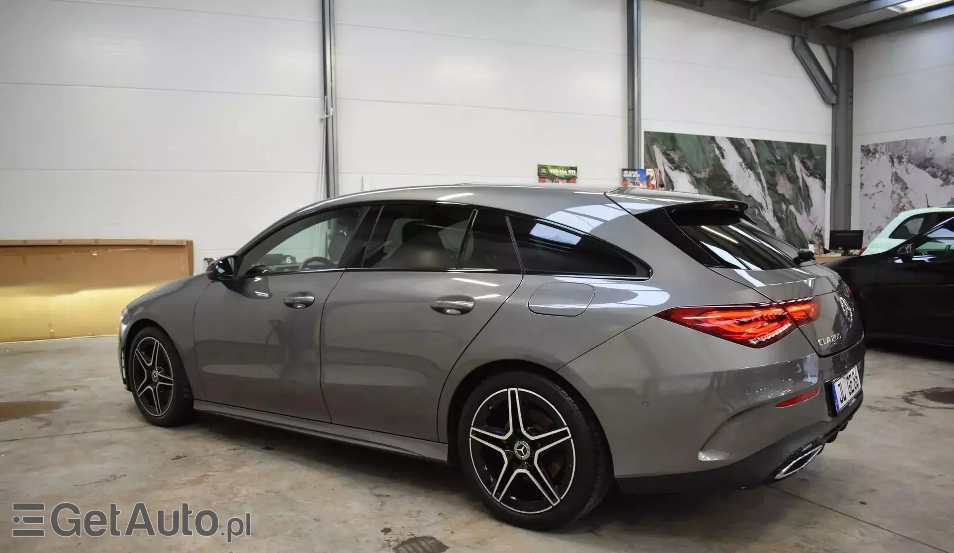 MERCEDES-BENZ CLA 200 Shooting Brake AMG Line