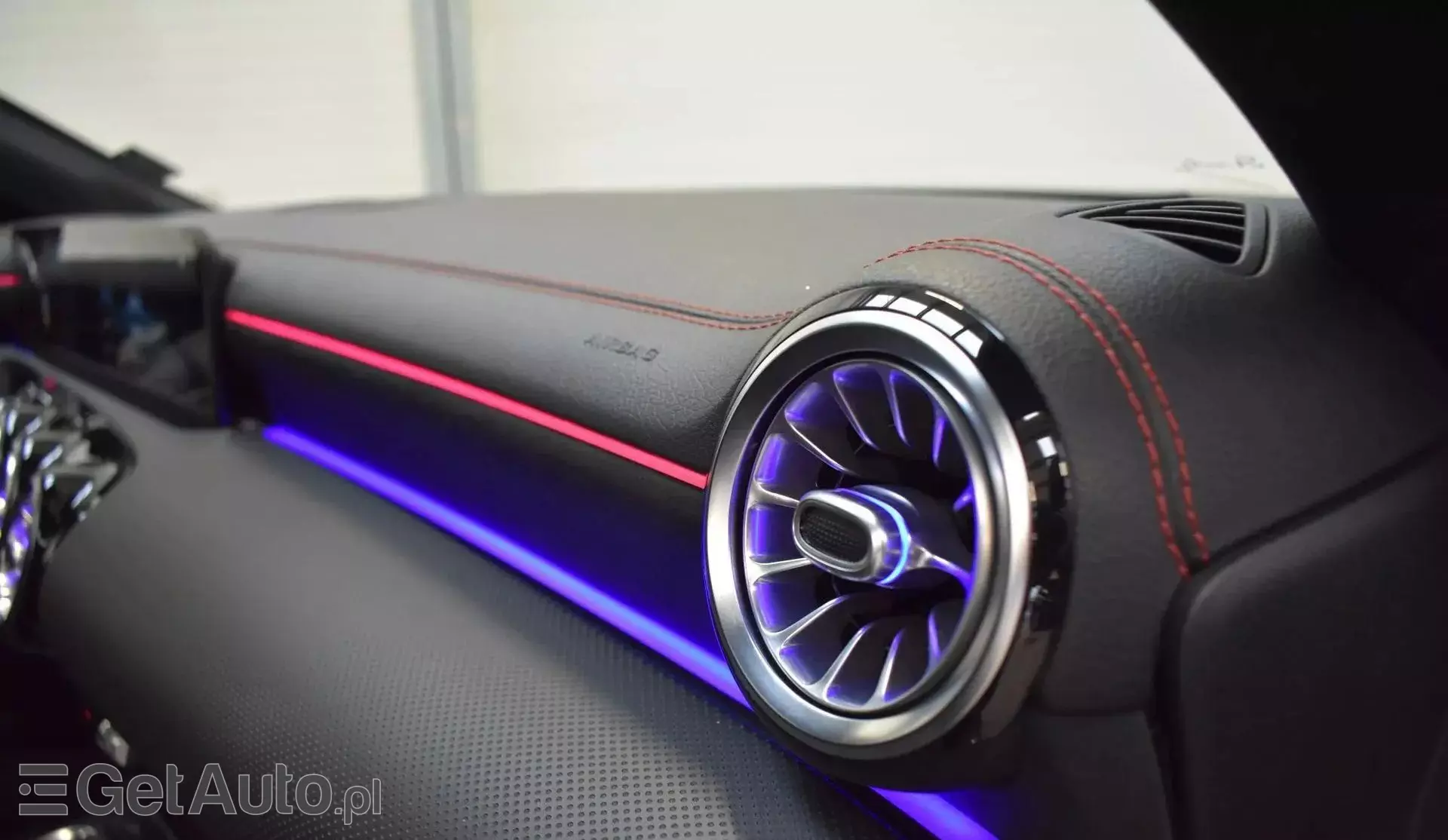 MERCEDES-BENZ CLA 200 Shooting Brake AMG Line