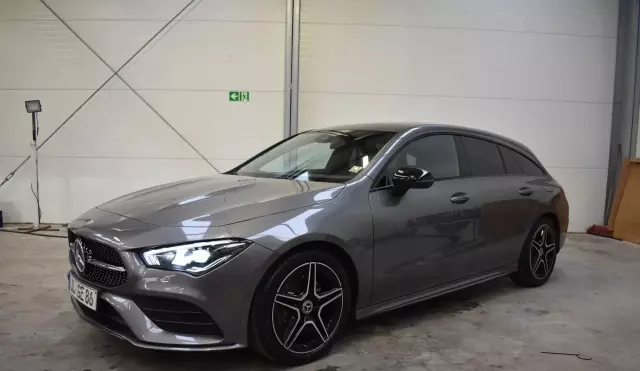 MERCEDES-BENZ CLA 200 Shooting Brake AMG Line