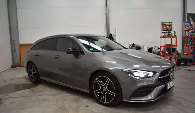 MERCEDES-BENZ CLA 200 Shooting Brake AMG Line