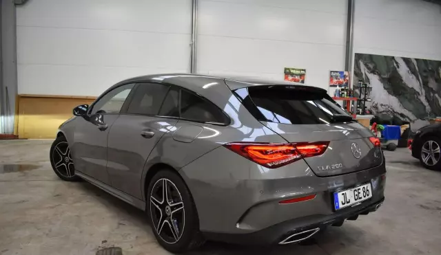 MERCEDES-BENZ CLA 200 Shooting Brake AMG Line