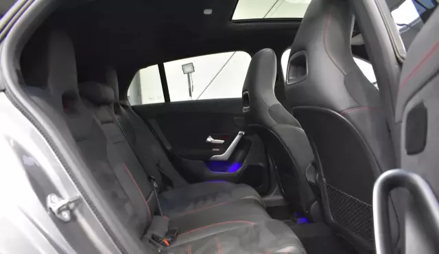 MERCEDES-BENZ CLA 200 Shooting Brake AMG Line