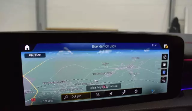 MERCEDES-BENZ CLA 200 Shooting Brake AMG Line