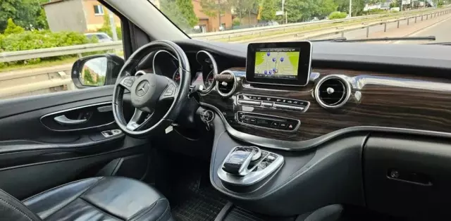 MERCEDES-BENZ Klasa V 