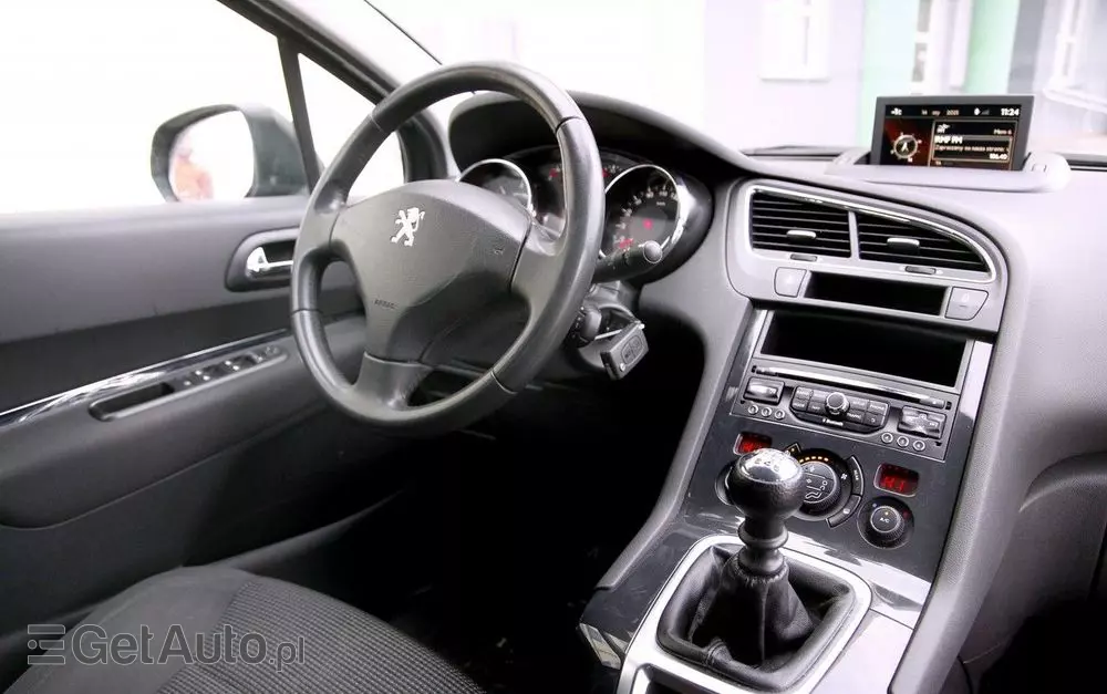 PEUGEOT 5008 1.6 BlueHDi Style 7os