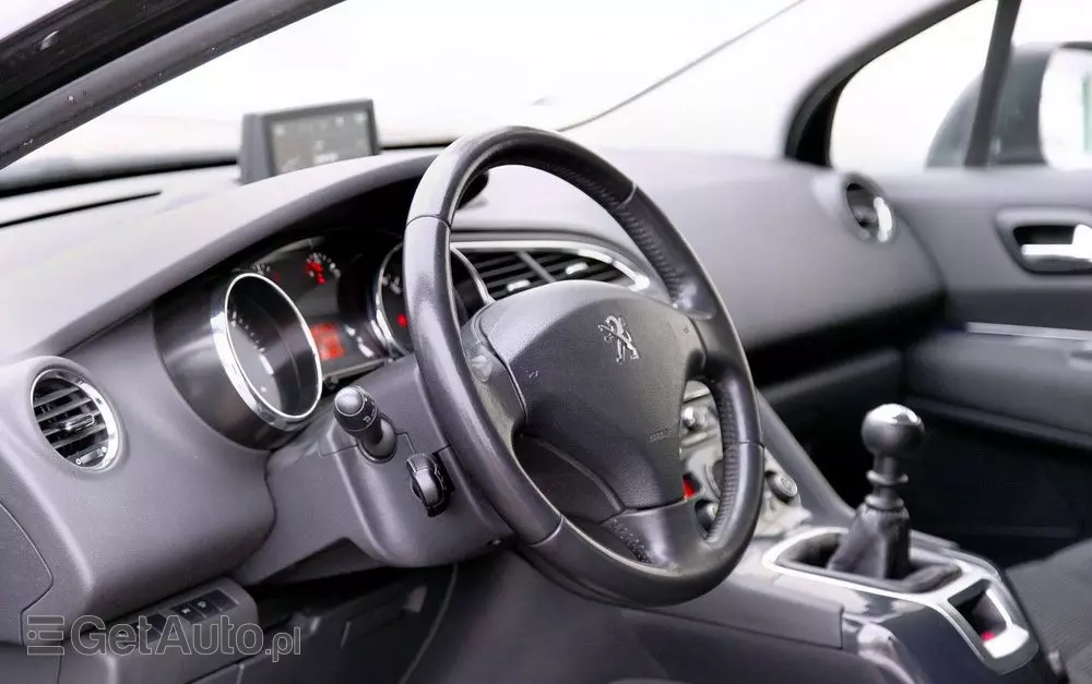 PEUGEOT 5008 1.6 BlueHDi Style 7os