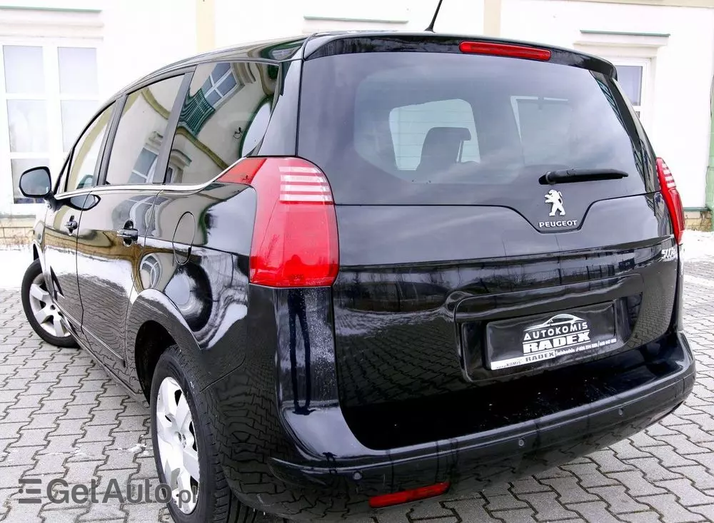 PEUGEOT 5008 1.6 BlueHDi Style 7os