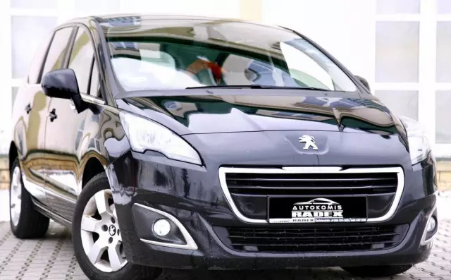 PEUGEOT 5008 1.6 BlueHDi Style 7os