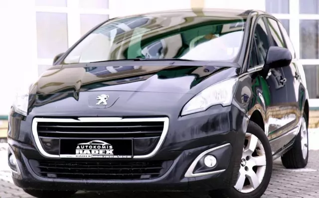 PEUGEOT 5008 1.6 BlueHDi Style 7os