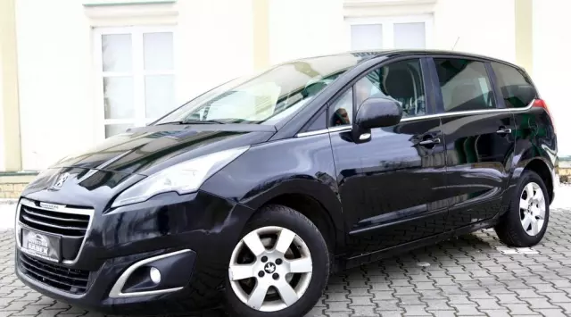 PEUGEOT 5008 1.6 BlueHDi Style 7os