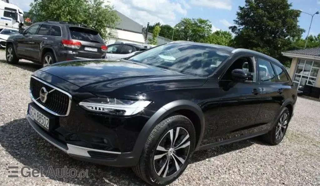 VOLVO V90 Cross Country 
