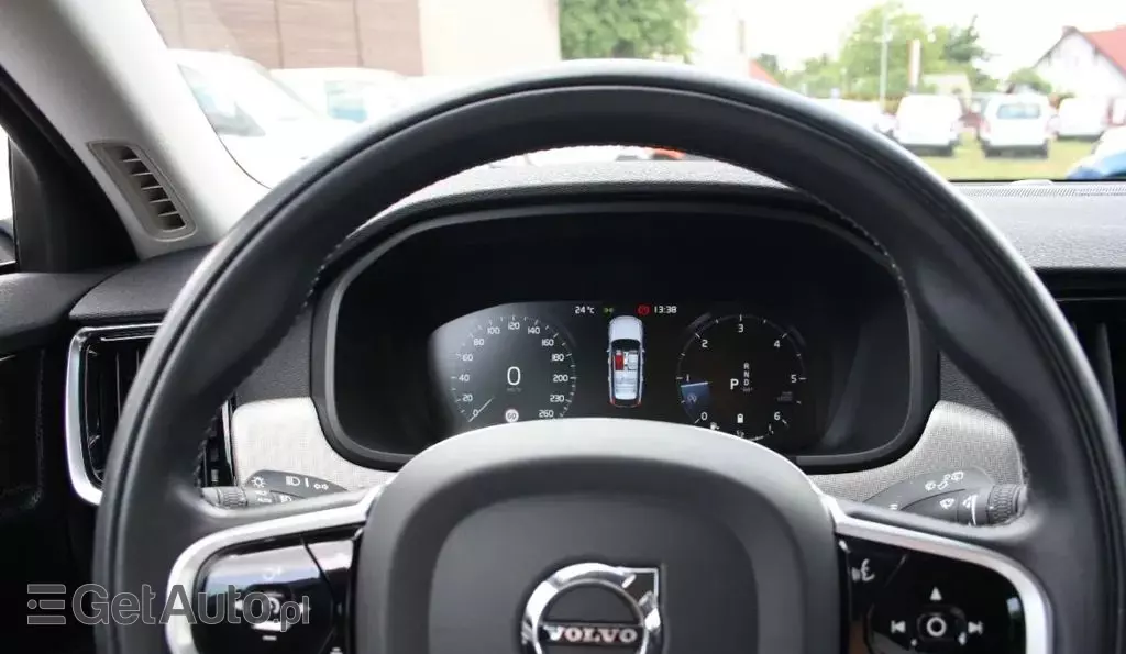 VOLVO V90 Cross Country 