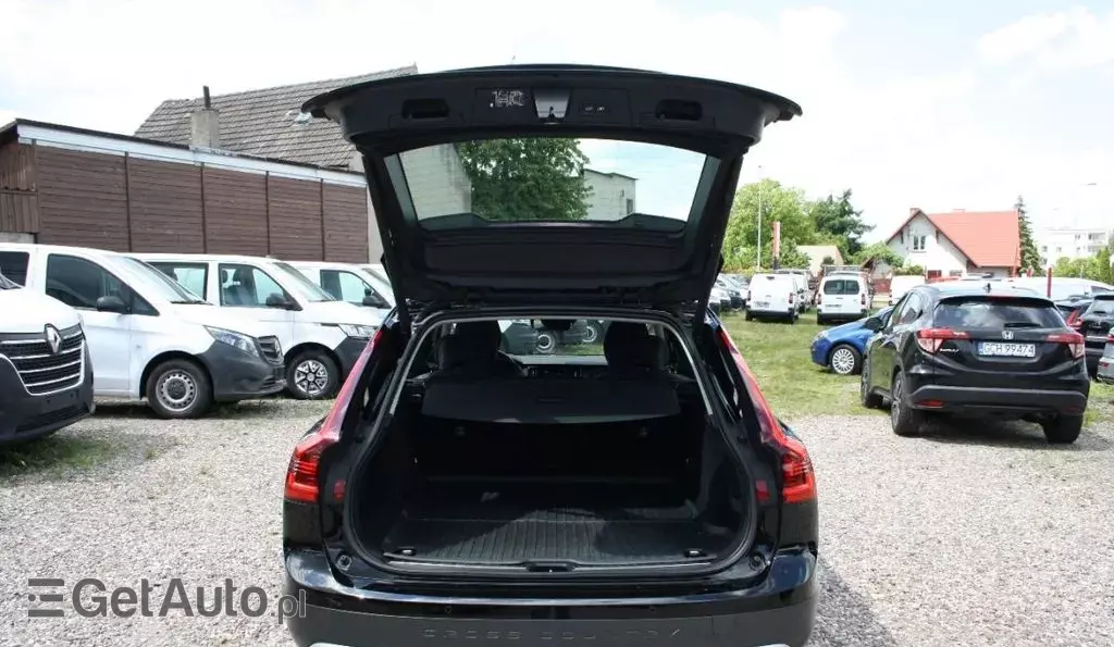 VOLVO V90 Cross Country 