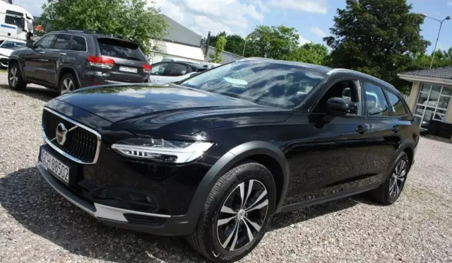 VOLVO V90 Cross Country 