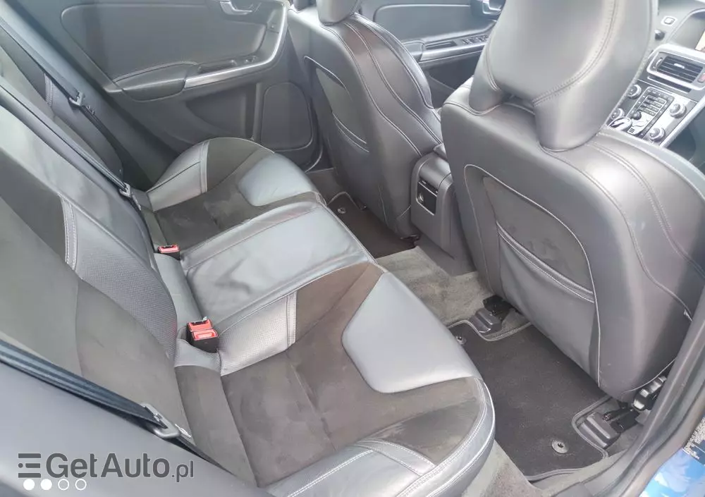 VOLVO S60 D4 Drive-E R-Design Momentum