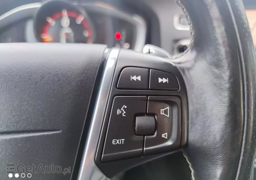 VOLVO S60 D4 Drive-E R-Design Momentum