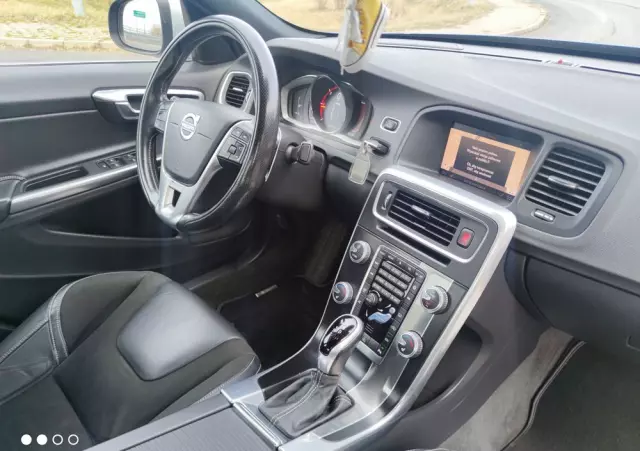 VOLVO S60 D4 Drive-E R-Design Momentum