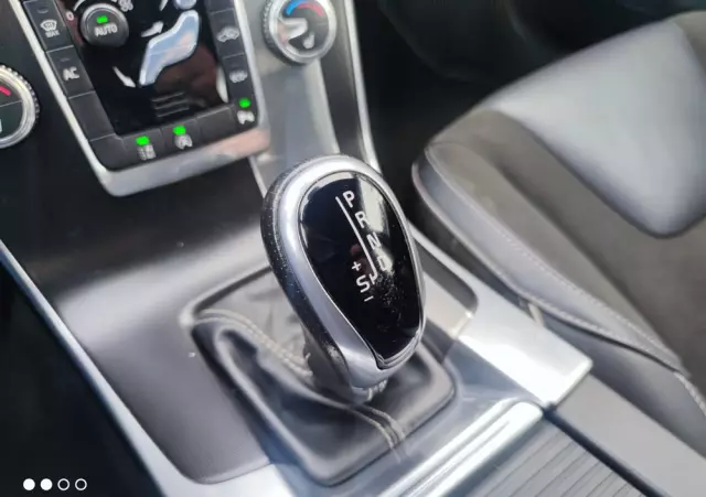 VOLVO S60 D4 Drive-E R-Design Momentum