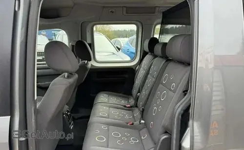 VOLKSWAGEN Caddy 