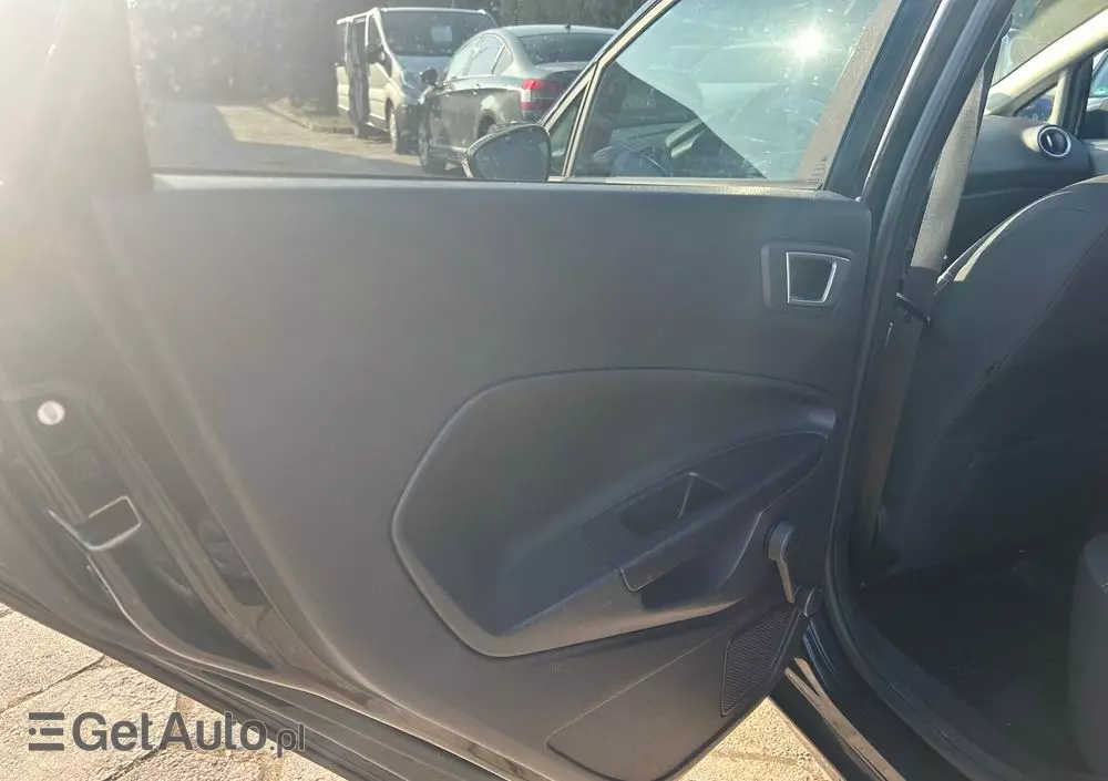 FORD Fiesta 1.0 EcoBoost Champions Edition