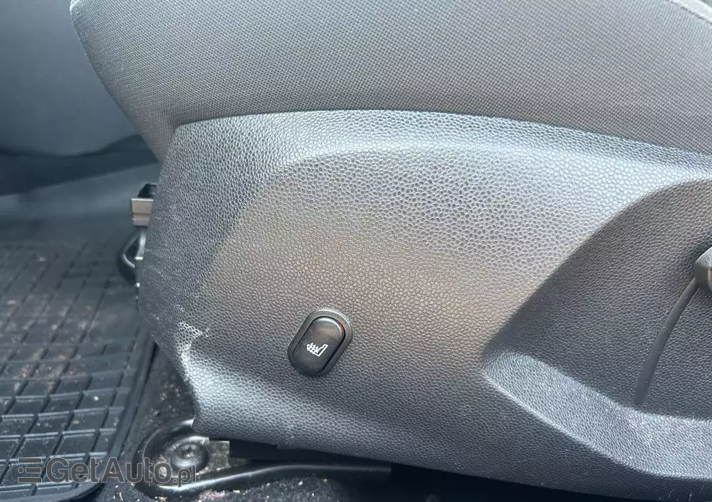 FORD Fiesta 1.0 EcoBoost Champions Edition