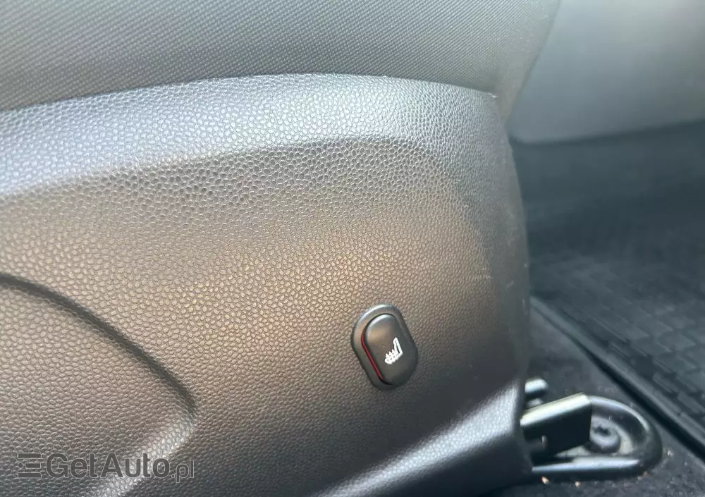 FORD Fiesta 1.0 EcoBoost Champions Edition