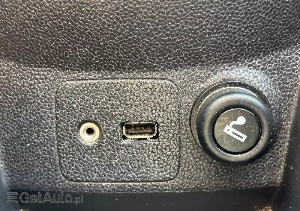 FORD Fiesta 1.0 EcoBoost Champions Edition