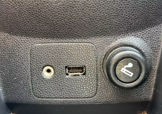 FORD Fiesta 1.0 EcoBoost Champions Edition