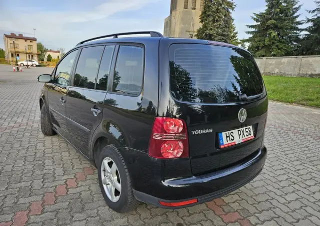 VOLKSWAGEN Touran 1.6 United