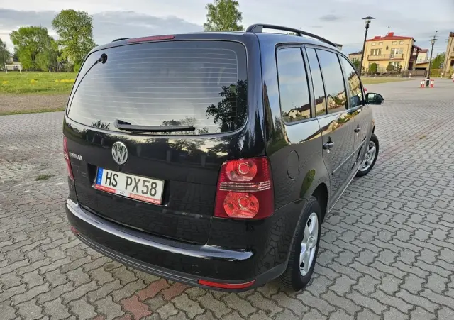 VOLKSWAGEN Touran 1.6 United
