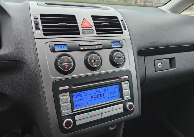 VOLKSWAGEN Touran 1.6 United