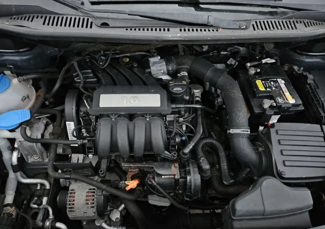 VOLKSWAGEN Touran 1.6 United