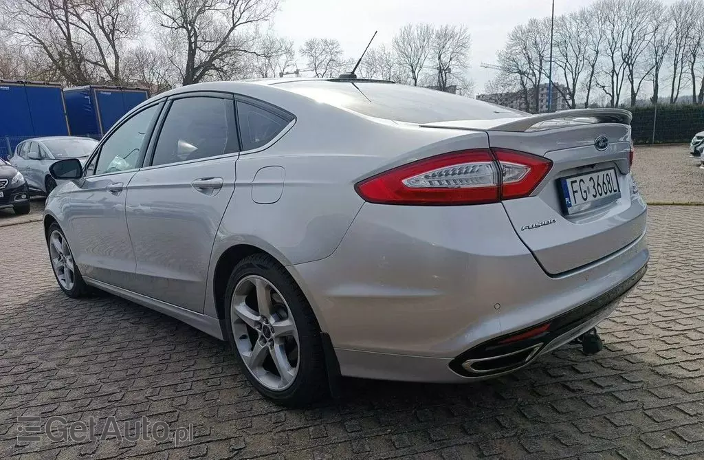 FORD Fusion 