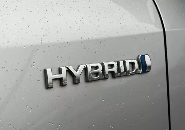 TOYOTA Corolla 1.8 Hybrid Comfort