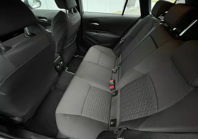 TOYOTA Corolla 1.8 Hybrid Comfort