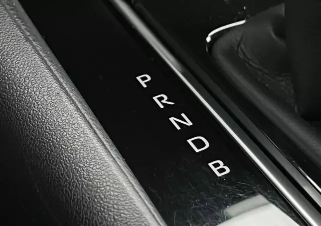 TOYOTA Corolla 1.8 Hybrid Comfort