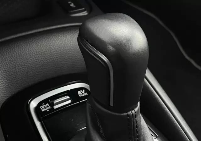 TOYOTA Corolla 1.8 Hybrid Comfort