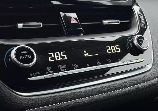 TOYOTA Corolla 1.8 Hybrid Comfort