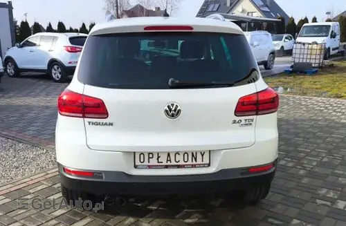 VOLKSWAGEN Tiguan 