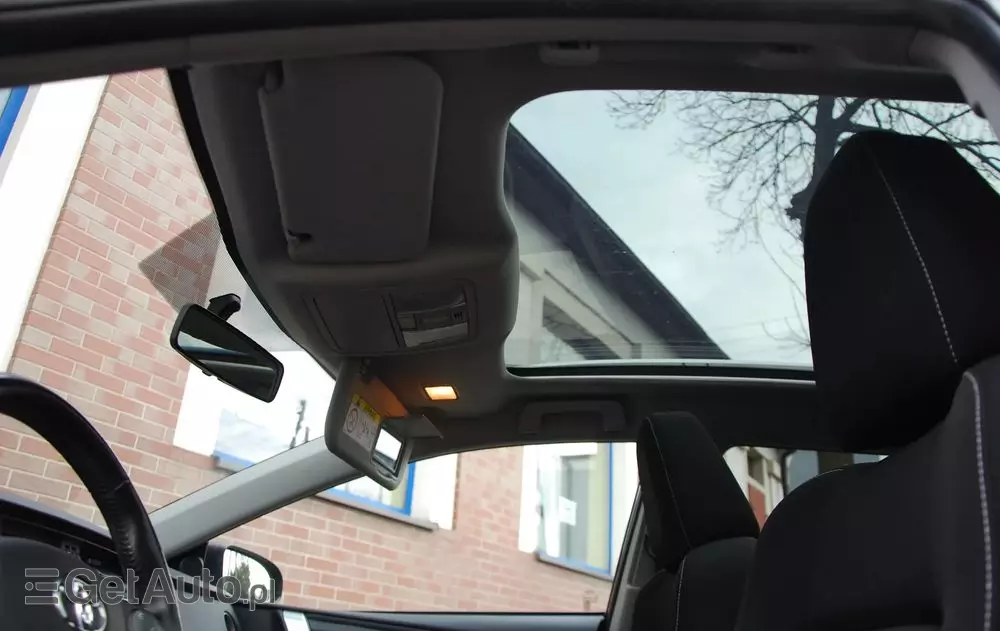 TOYOTA Auris 1.6 Premium