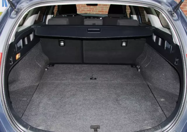 TOYOTA Auris 1.6 Premium