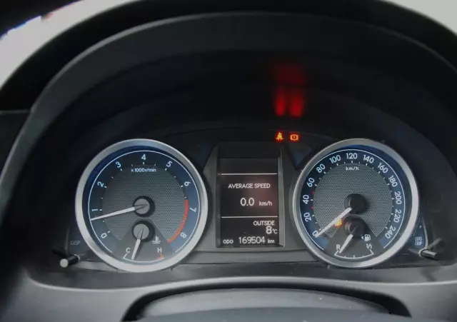 TOYOTA Auris 1.6 Premium