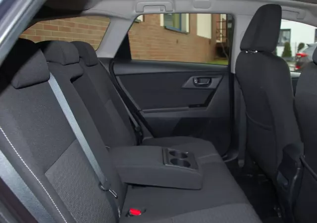 TOYOTA Auris 1.6 Premium