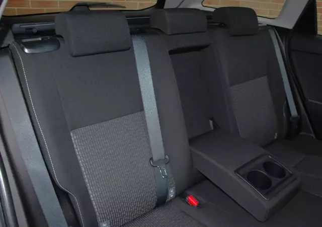 TOYOTA Auris 1.6 Premium